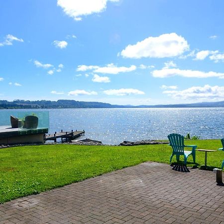 Tranquility Lakefront Rotorua Buitenkant foto